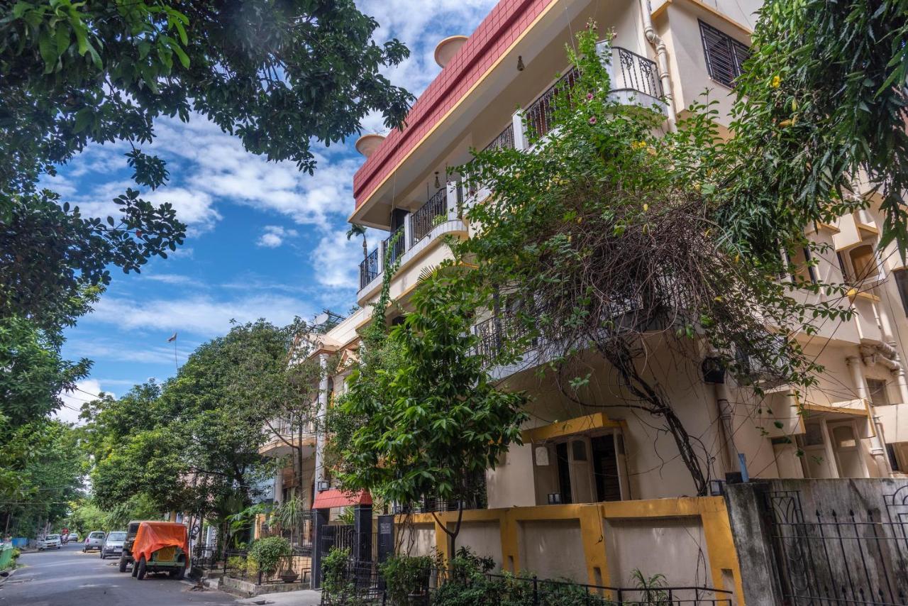 J'S Nest Hotel Kolkata Exterior photo