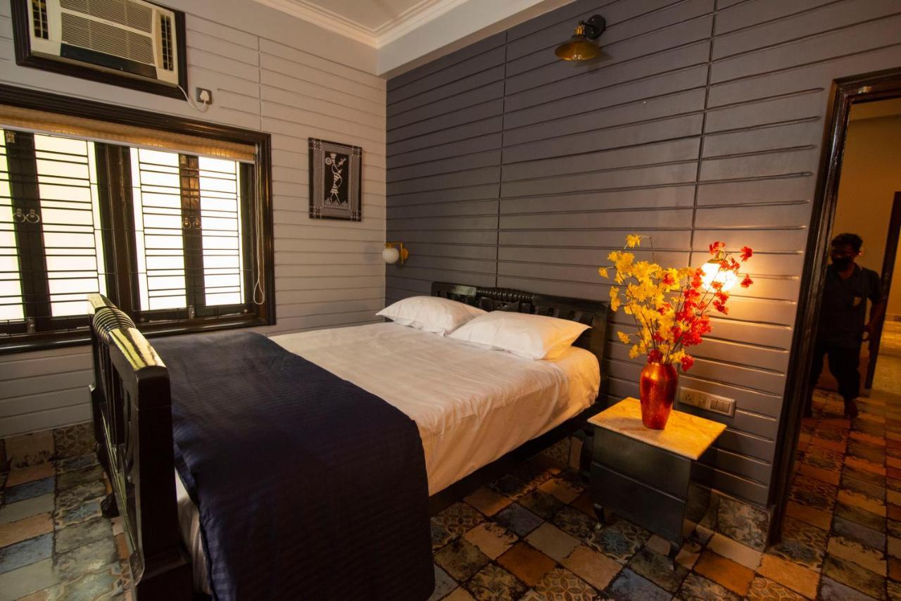 J'S Nest Hotel Kolkata Exterior photo