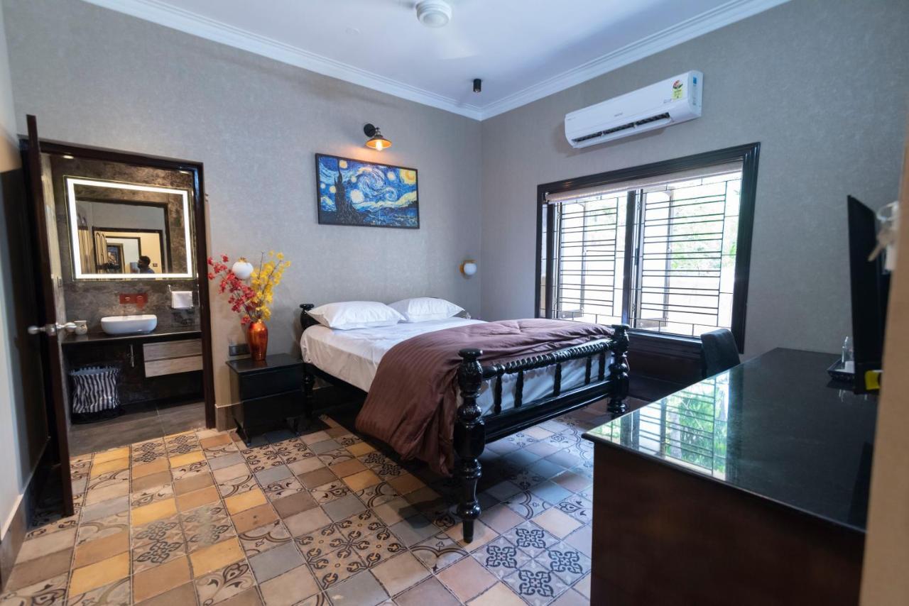 J'S Nest Hotel Kolkata Exterior photo